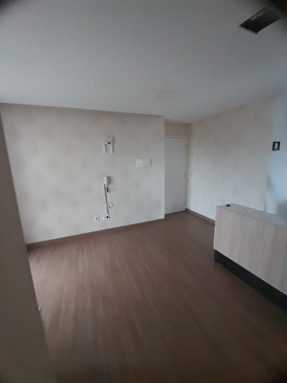 Apartamento à venda com 2 quartos, 50m² - Foto 4