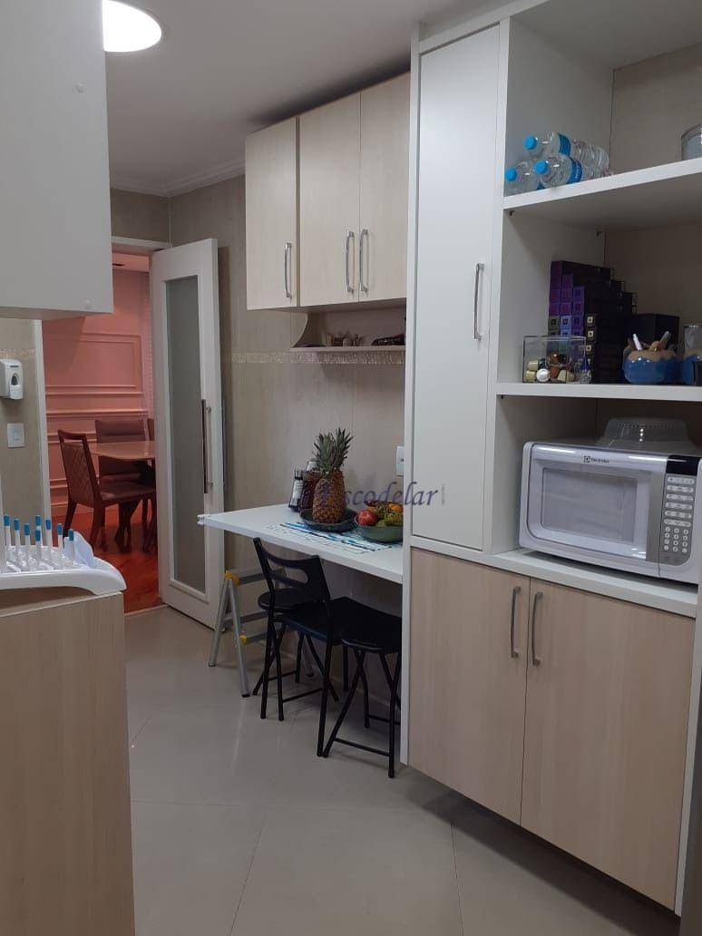 Apartamento à venda com 3 quartos, 137m² - Foto 11