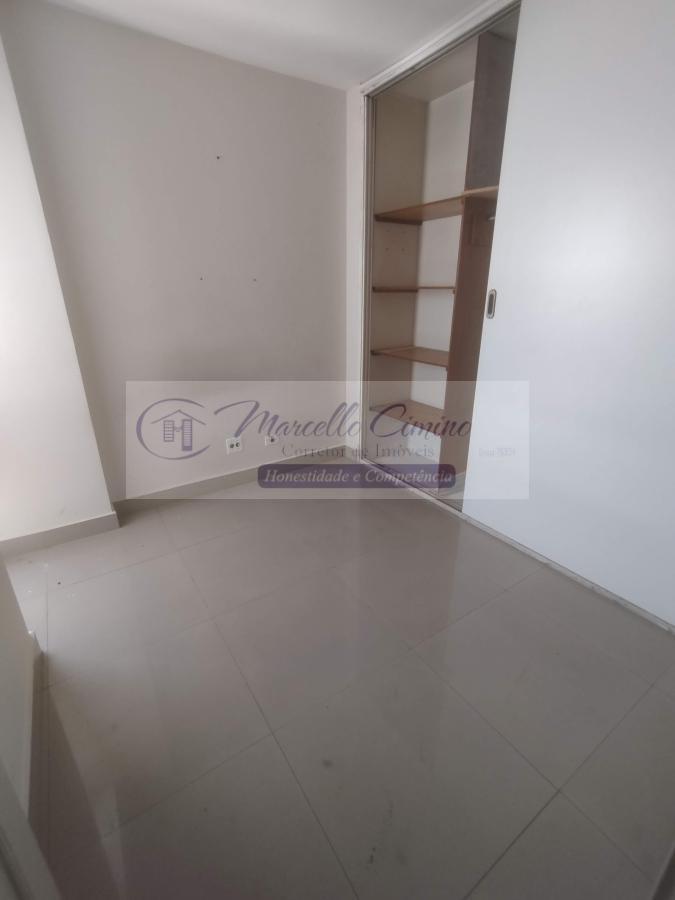 Apartamento à venda com 3 quartos, 78m² - Foto 17