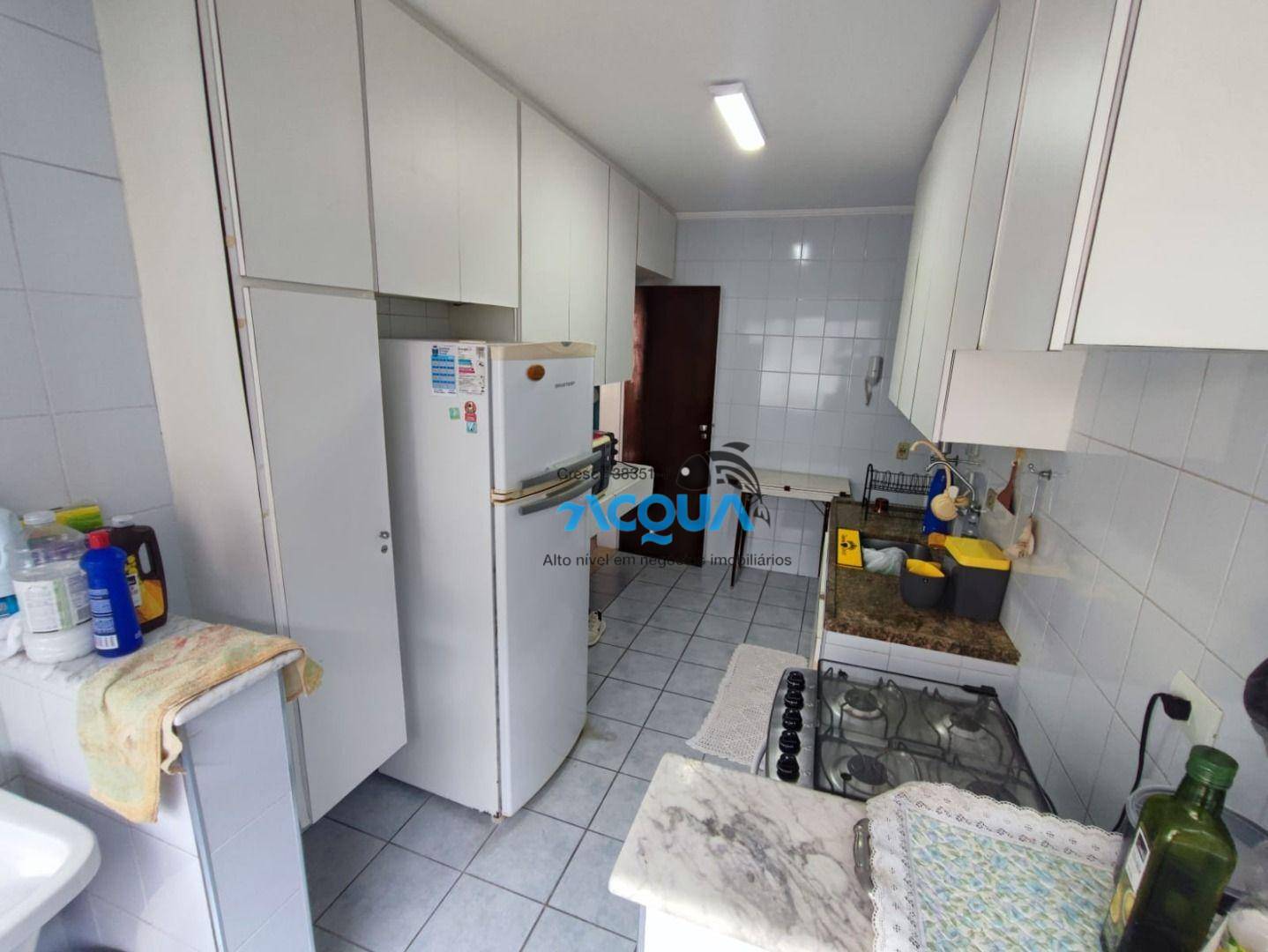 Apartamento à venda com 3 quartos, 134m² - Foto 4