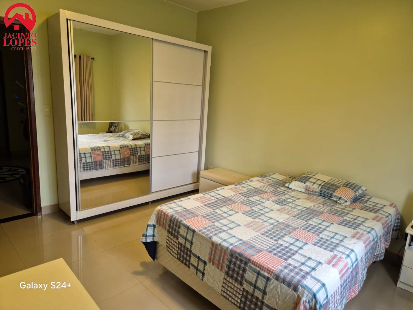 Casa à venda com 3 quartos, 200m² - Foto 13