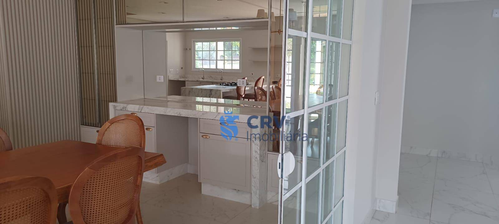 Sobrado à venda e aluguel com 5 quartos, 360m² - Foto 4