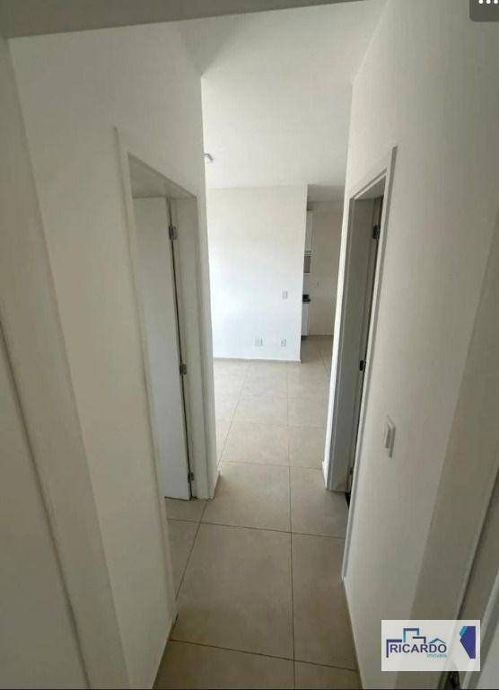 Apartamento à venda com 2 quartos, 57m² - Foto 12