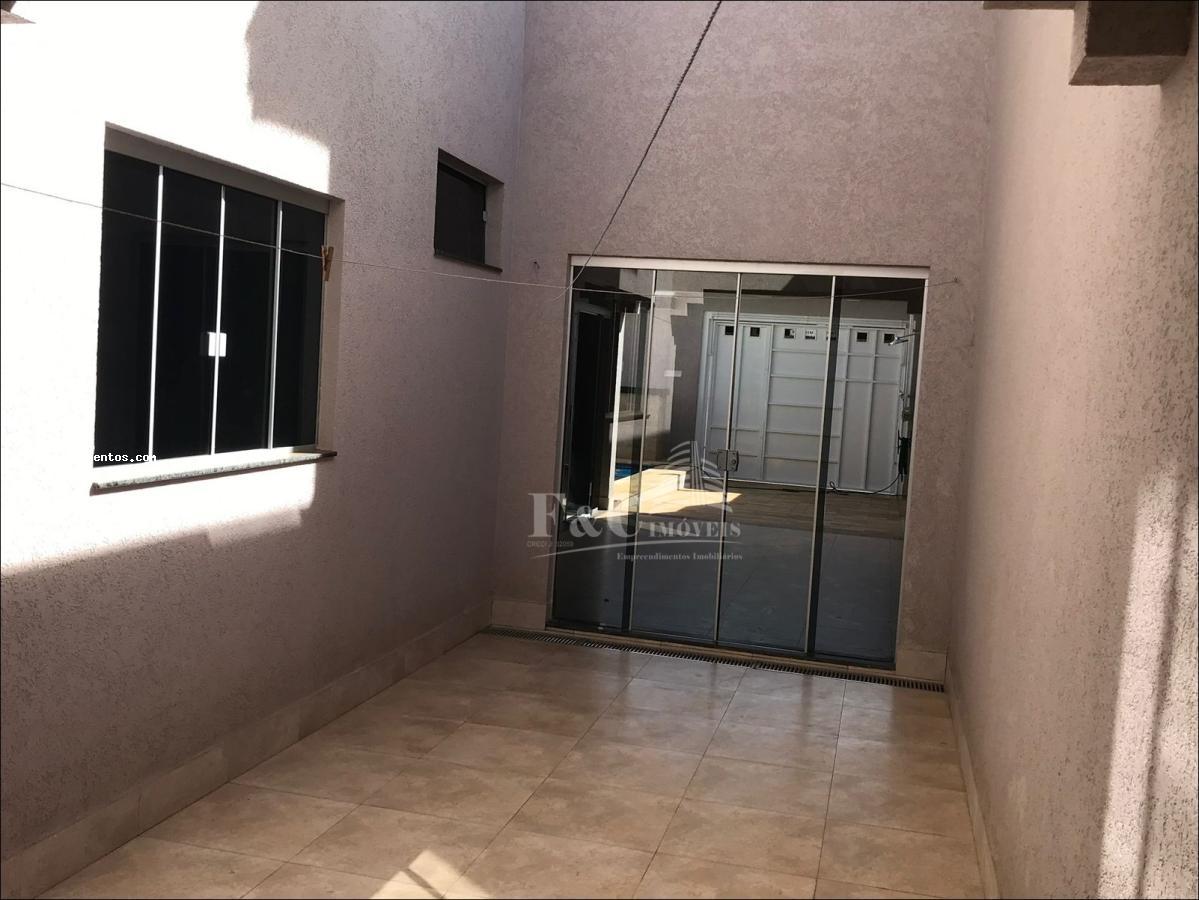 Casa à venda com 3 quartos, 200m² - Foto 59