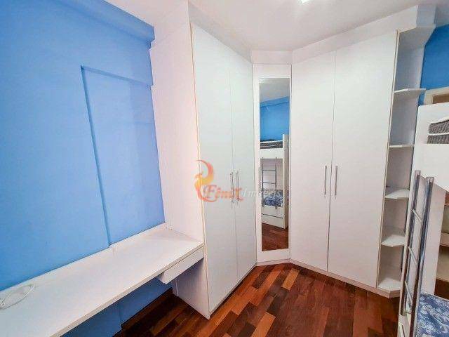 Apartamento à venda com 3 quartos, 156m² - Foto 7