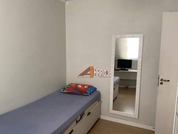 Apartamento à venda com 2 quartos, 60m² - Foto 15