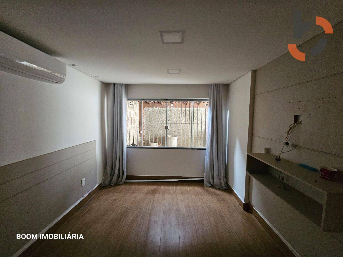 Casa à venda com 3 quartos, 255m² - Foto 14