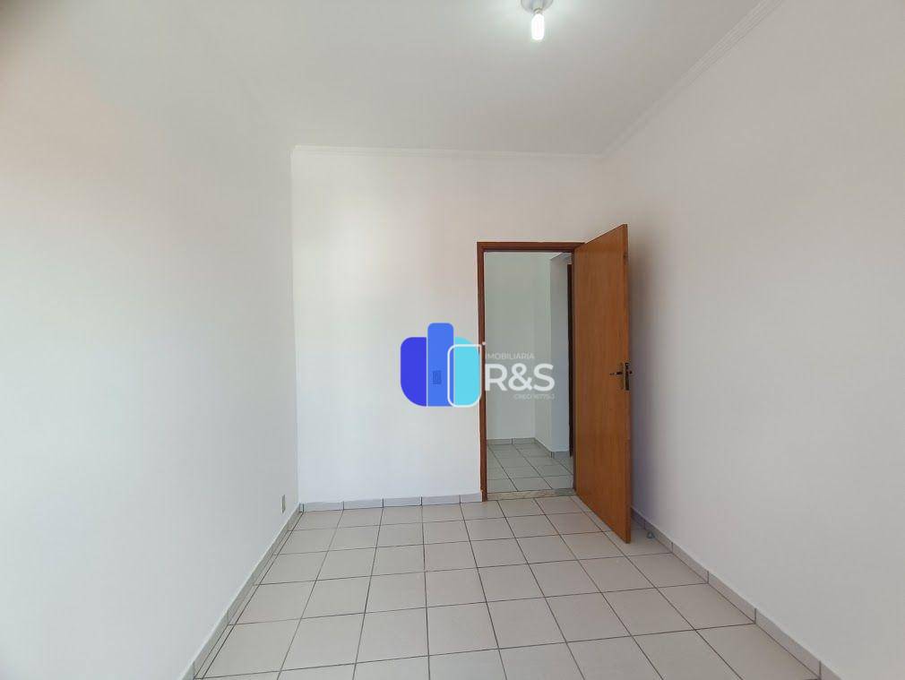 Apartamento para alugar com 3 quartos, 67m² - Foto 6