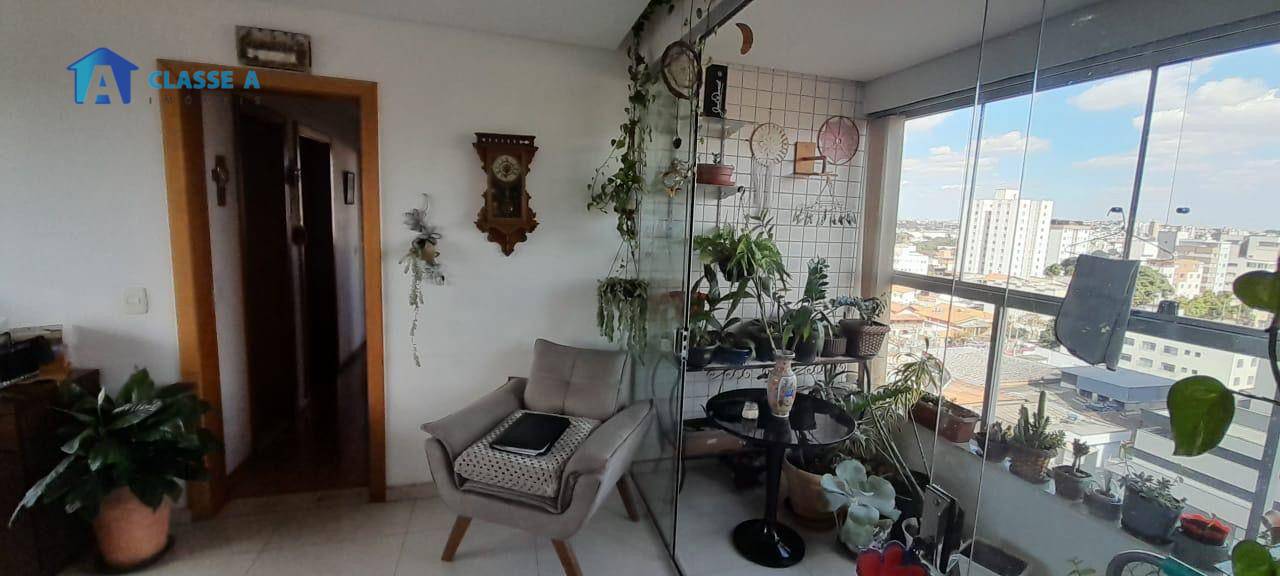 Apartamento à venda com 3 quartos, 177m² - Foto 28