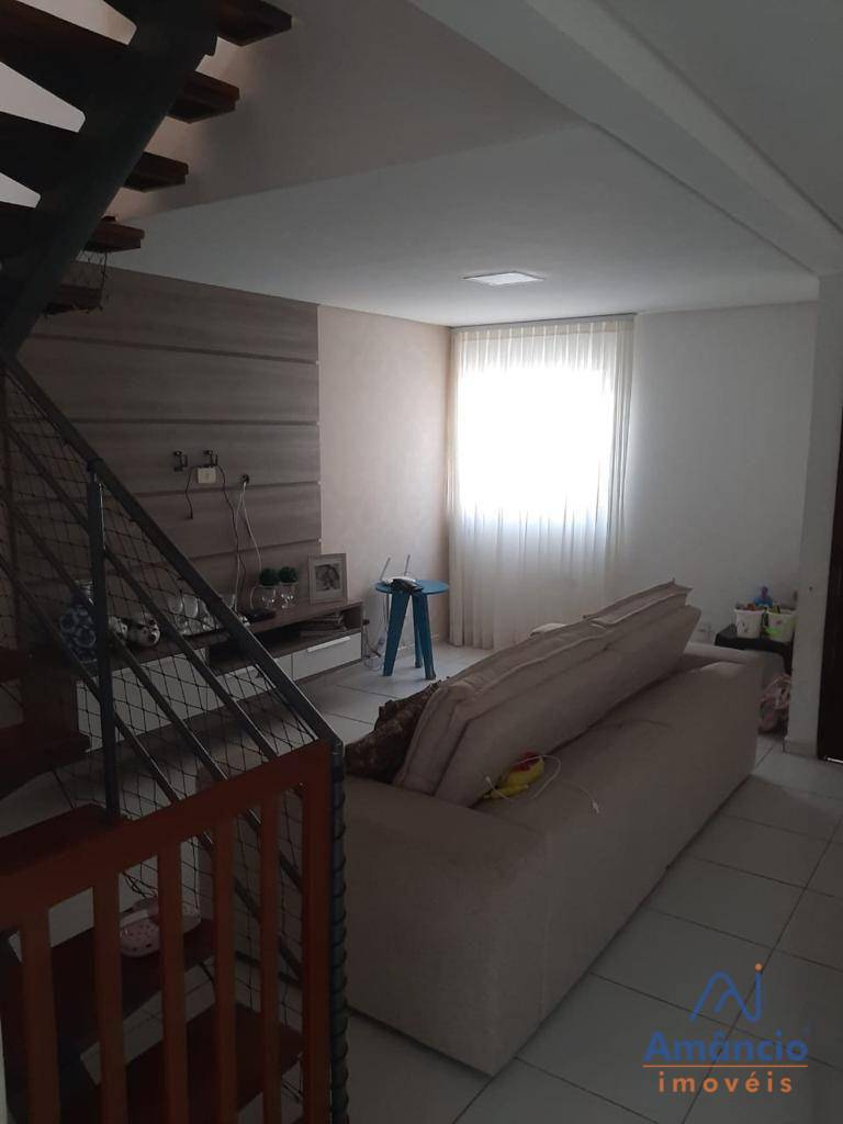 Casa à venda com 3 quartos, 118m² - Foto 9