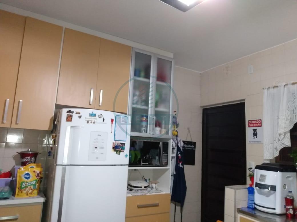 Sobrado à venda com 4 quartos, 220m² - Foto 18