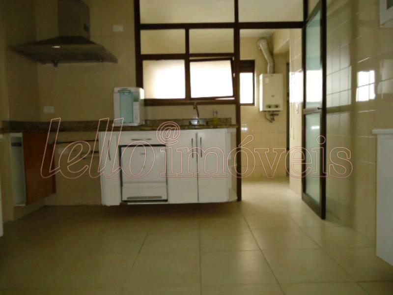 Apartamento para alugar com 3 quartos, 102m² - Foto 17