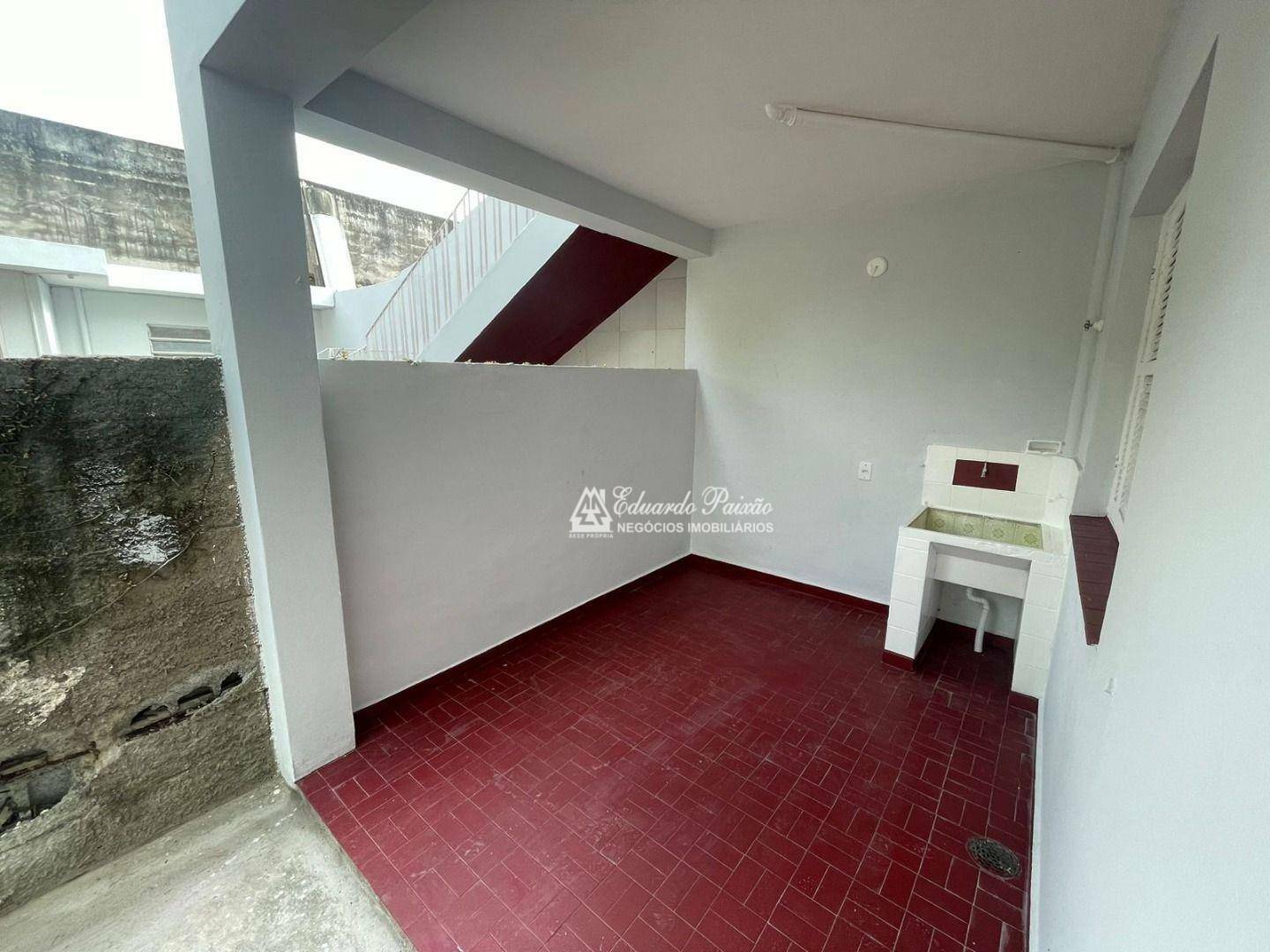 Sobrado à venda e aluguel com 4 quartos, 214m² - Foto 7