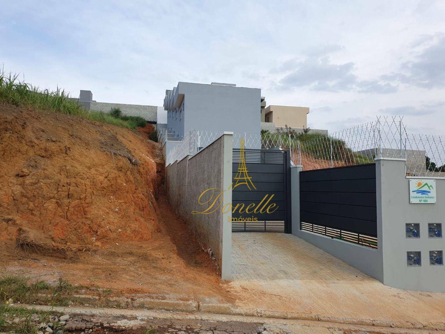 Casa à venda com 2 quartos, 68m² - Foto 5