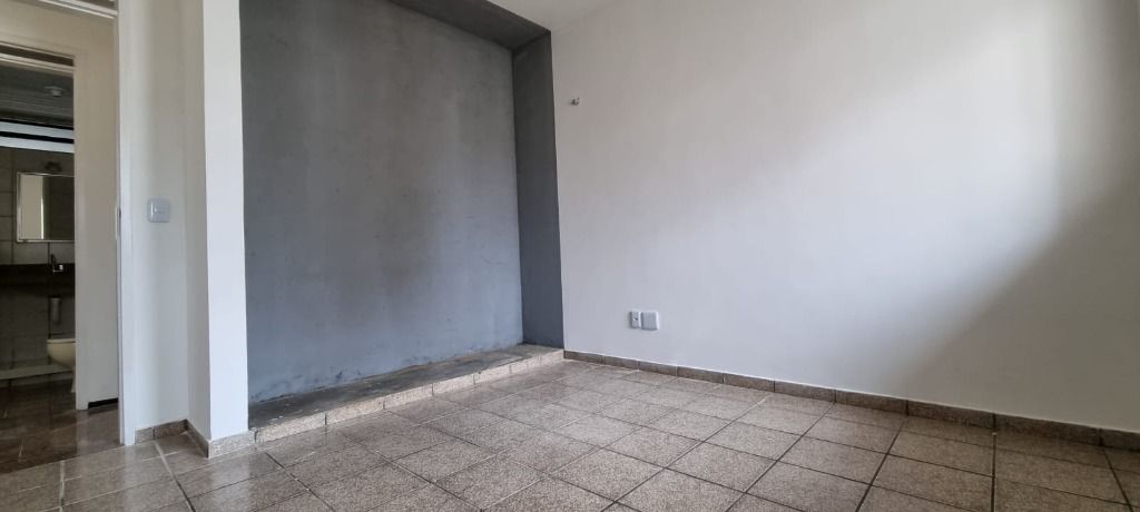 Apartamento à venda com 3 quartos, 133m² - Foto 7