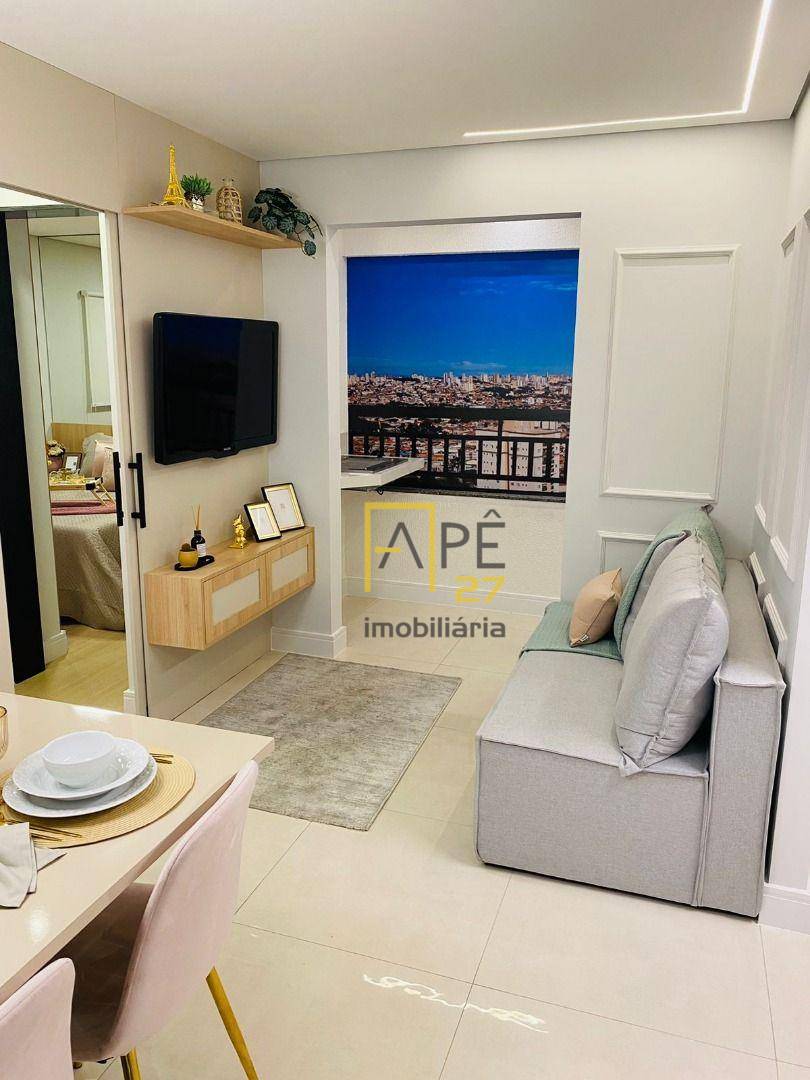 Apartamento à venda com 2 quartos, 38m² - Foto 2