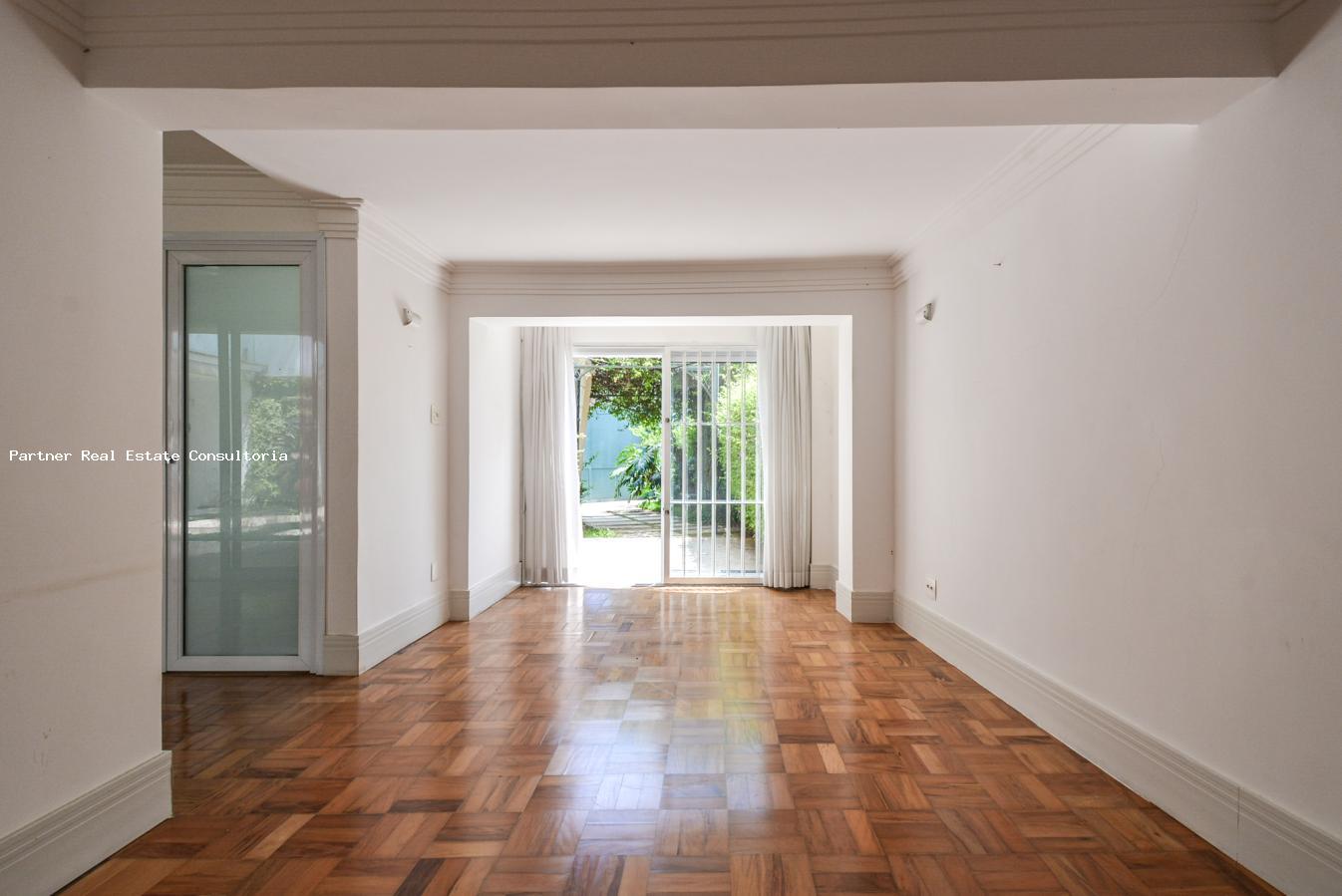 Casa à venda com 4 quartos, 360m² - Foto 20