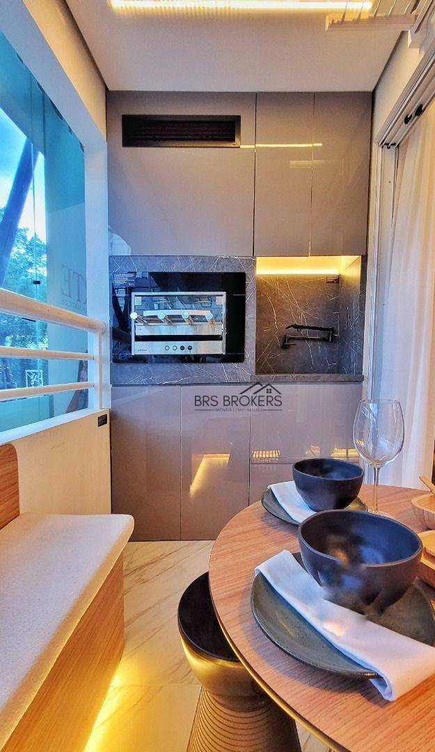 Apartamento à venda com 2 quartos, 40m² - Foto 20