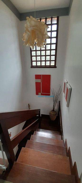 Casa de Condomínio à venda com 3 quartos, 209m² - Foto 26