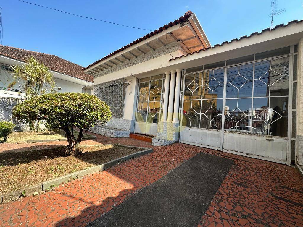 Casa à venda com 6 quartos, 400m² - Foto 25