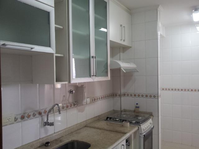 Apartamento à venda com 3 quartos, 92m² - Foto 1