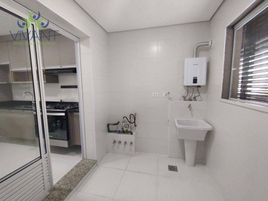 Apartamento à venda com 3 quartos, 146m² - Foto 9