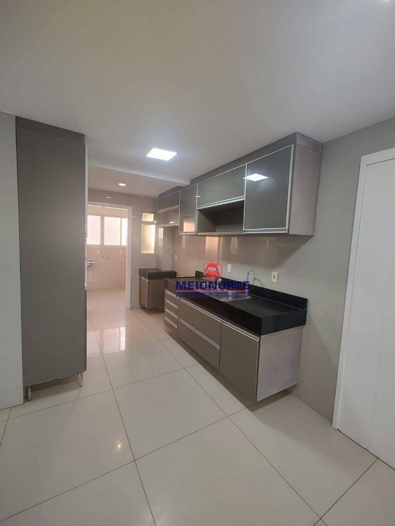 Apartamento para alugar com 4 quartos, 222m² - Foto 20