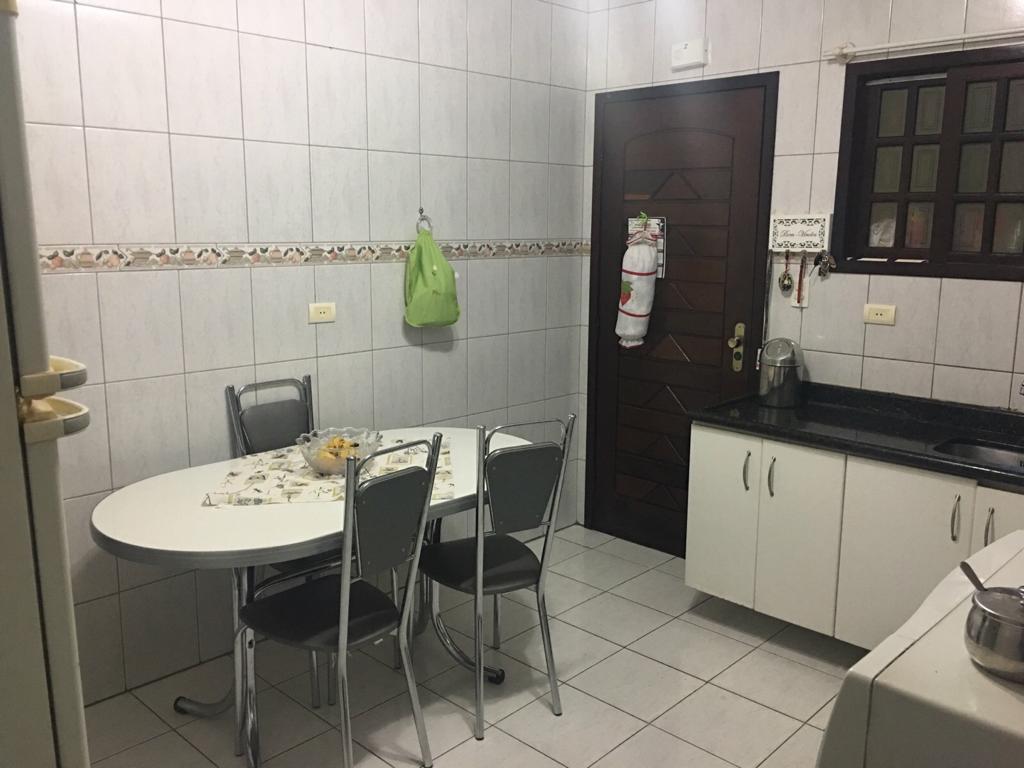 Casa à venda com 2 quartos, 125m² - Foto 12