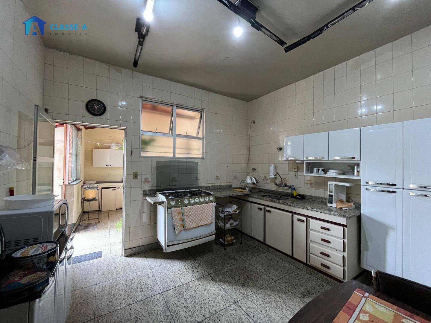 Apartamento à venda com 3 quartos, 160m² - Foto 18