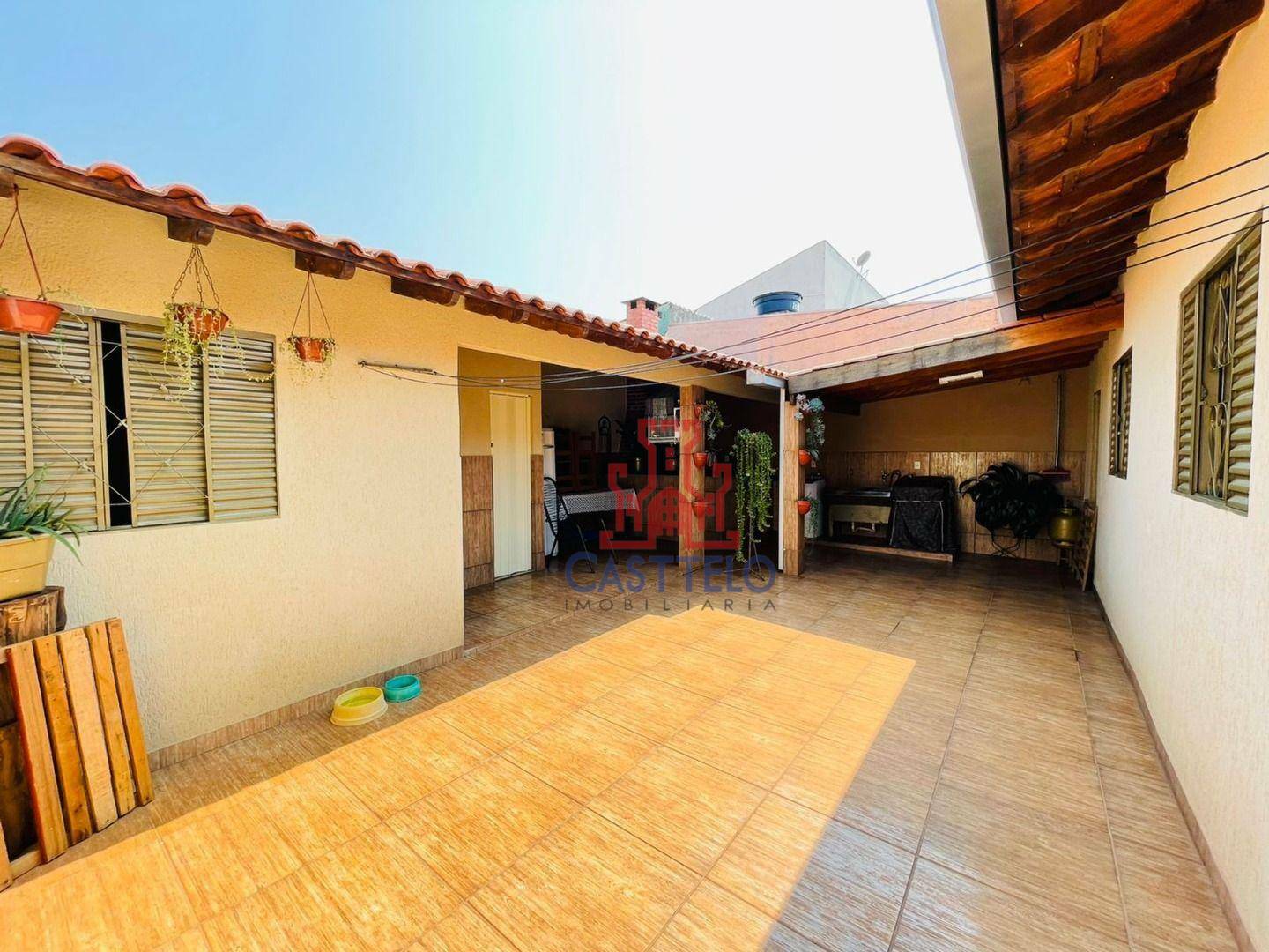 Casa à venda com 3 quartos, 170m² - Foto 18