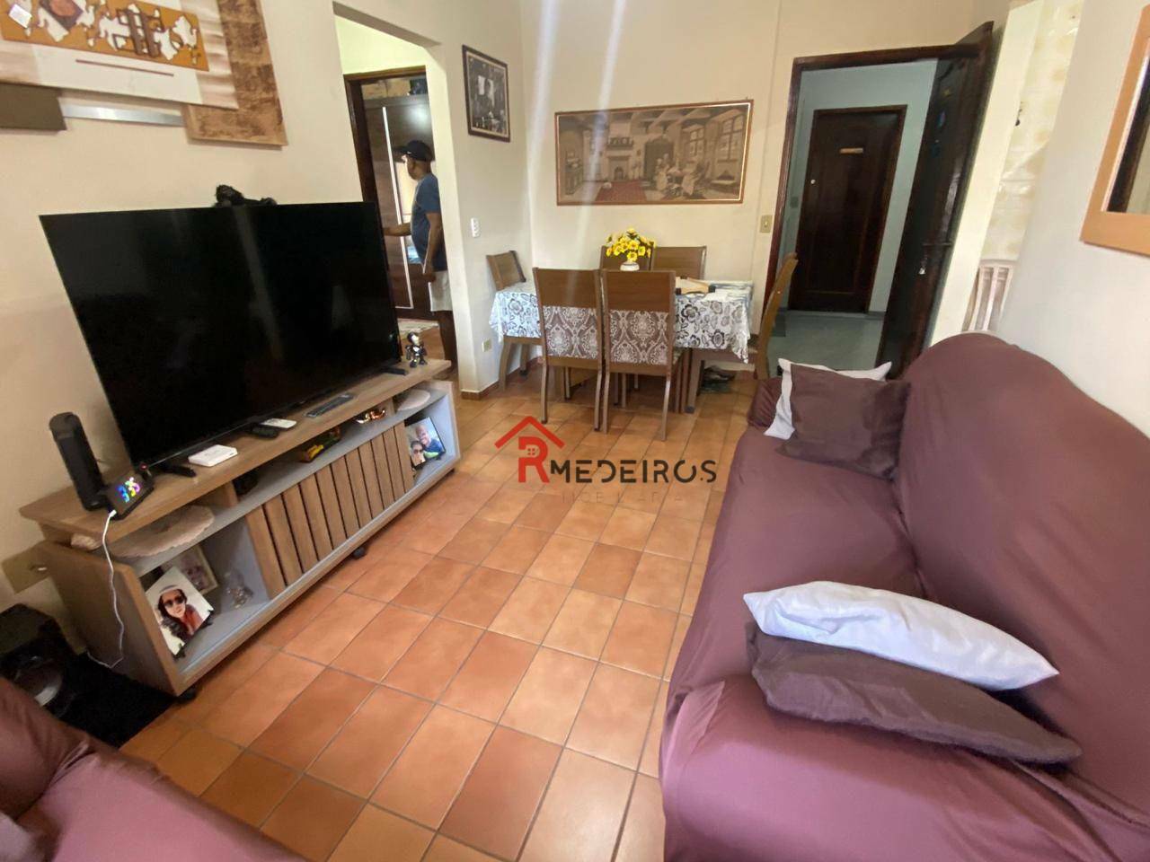 Apartamento à venda com 2 quartos, 81m² - Foto 1