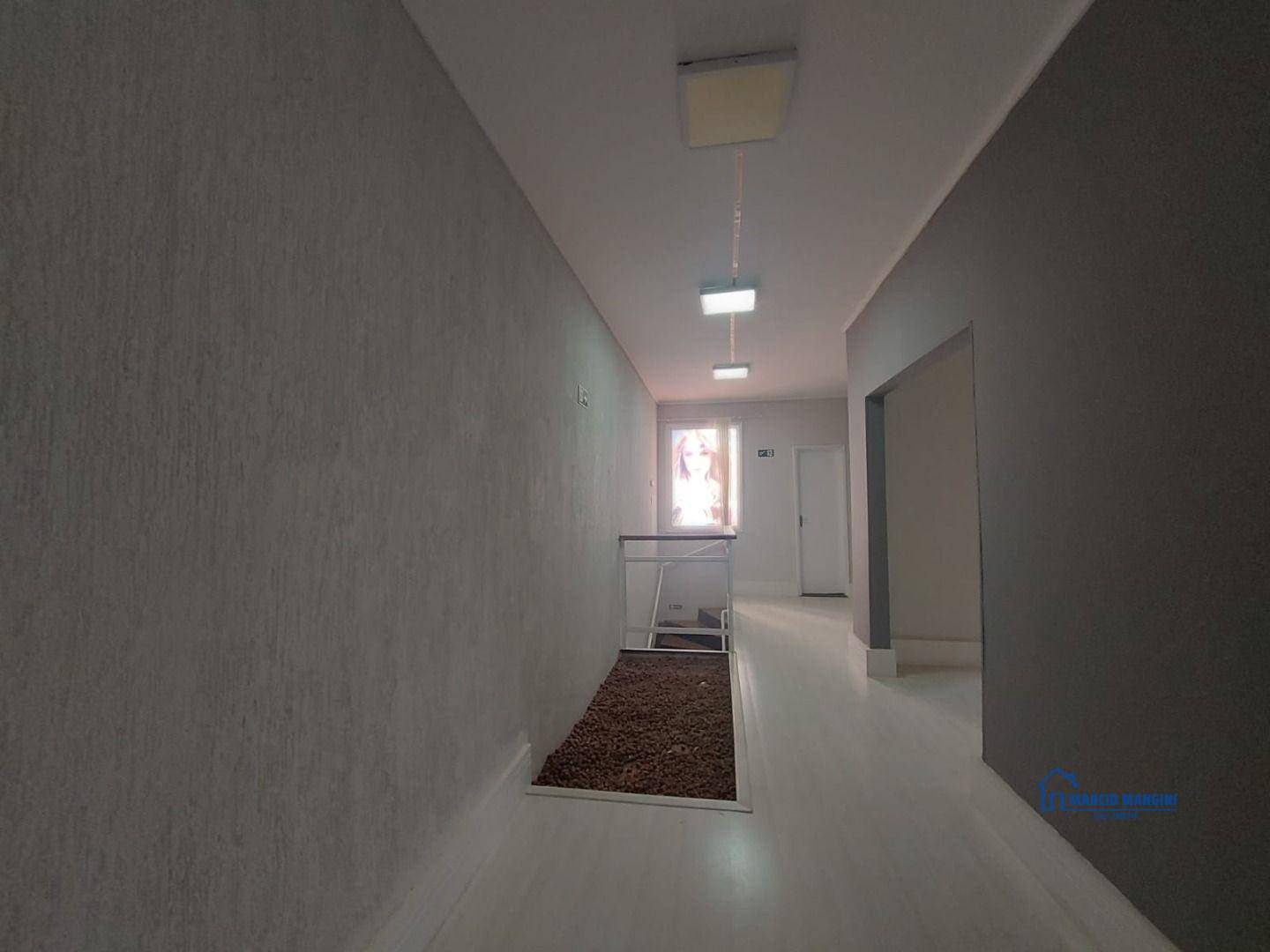 Casa para alugar com 12 quartos, 350m² - Foto 11