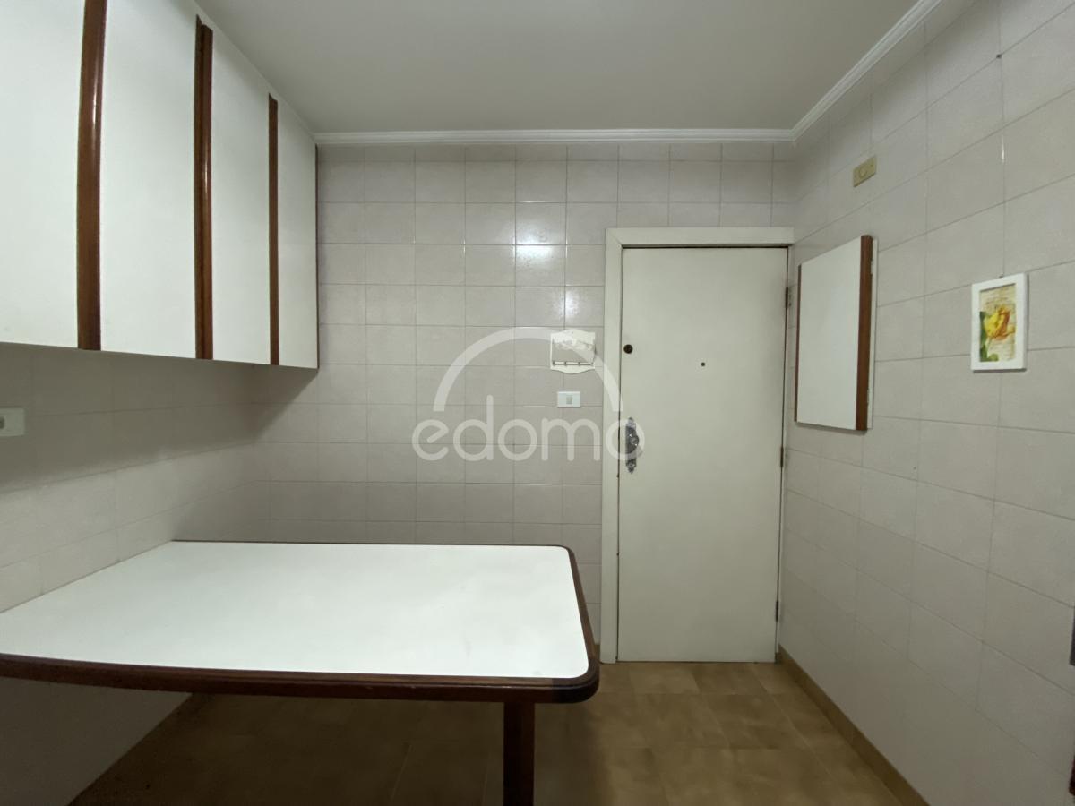 Apartamento à venda com 3 quartos, 180m² - Foto 34