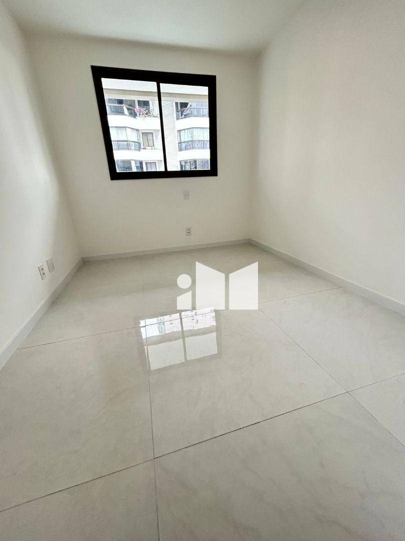 Apartamento à venda com 3 quartos, 90m² - Foto 23