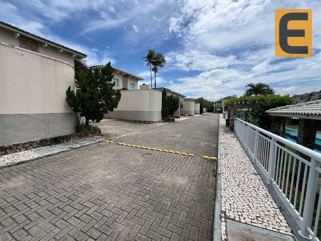 Casa de Condomínio à venda com 3 quartos, 278m² - Foto 38