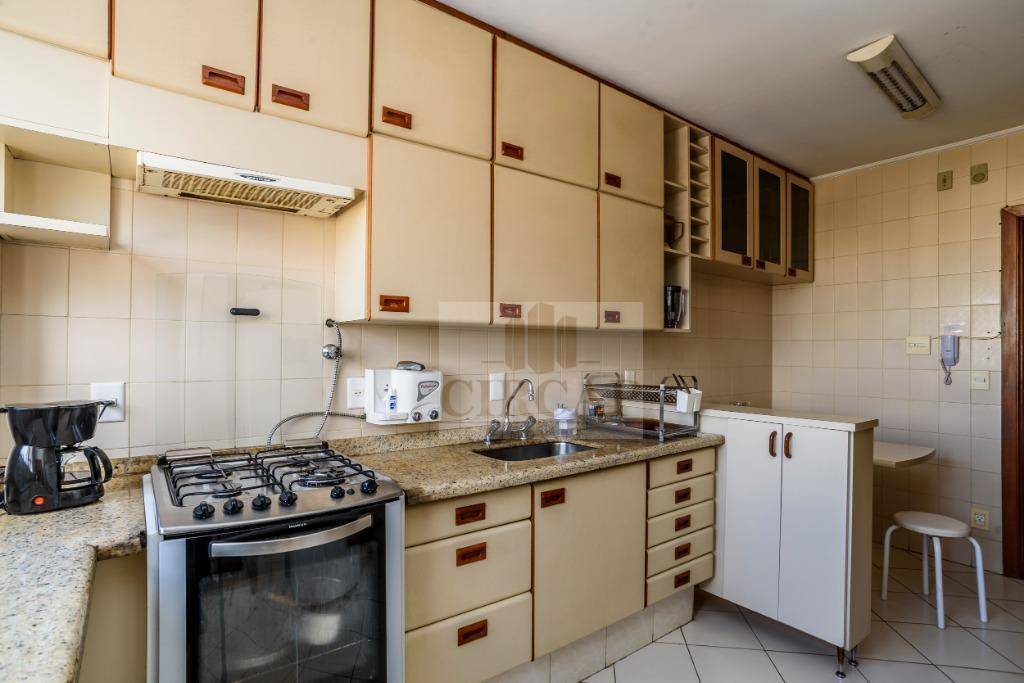 Apartamento à venda com 3 quartos, 120m² - Foto 5