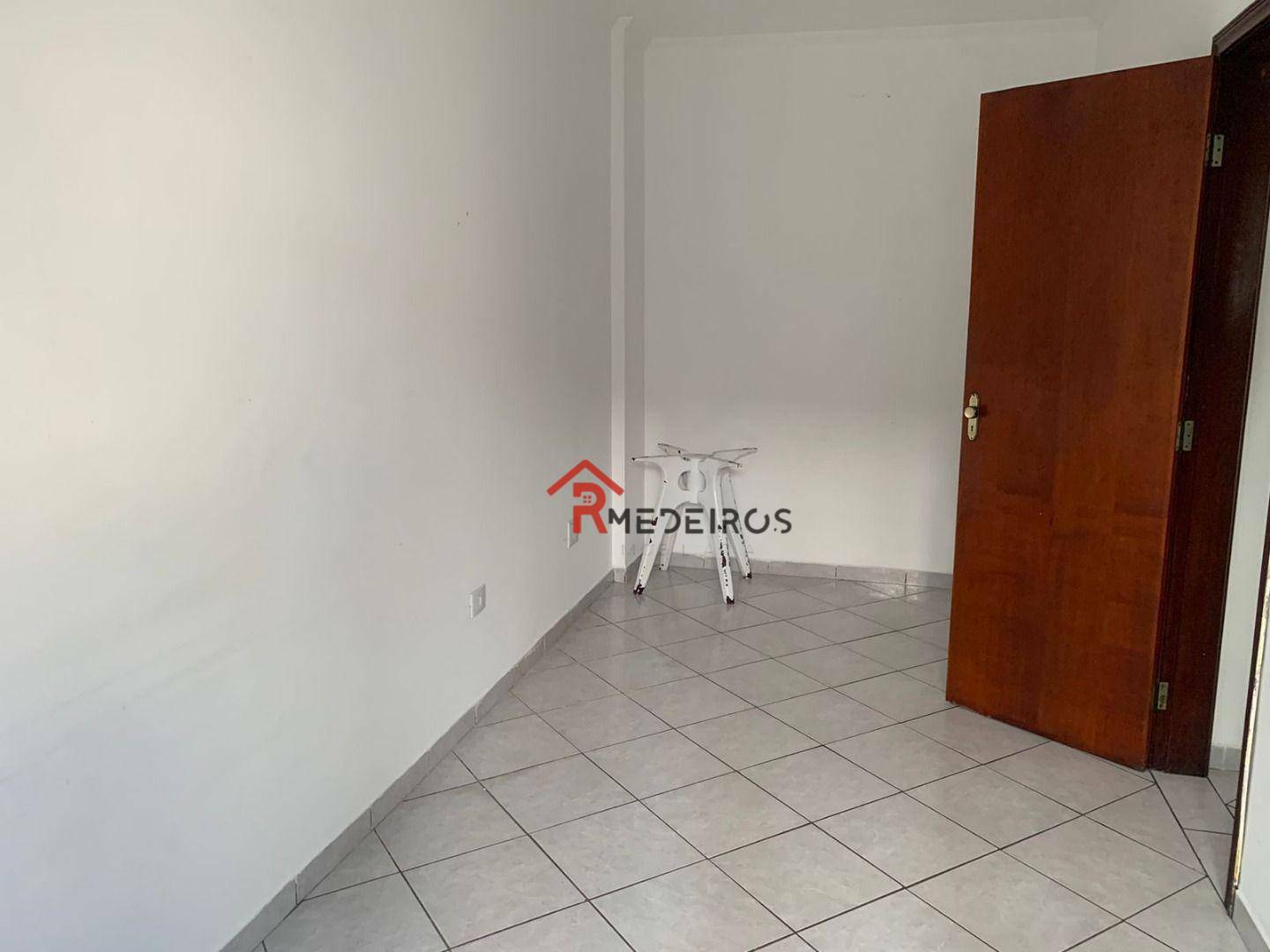 Apartamento à venda com 1 quarto, 54m² - Foto 17