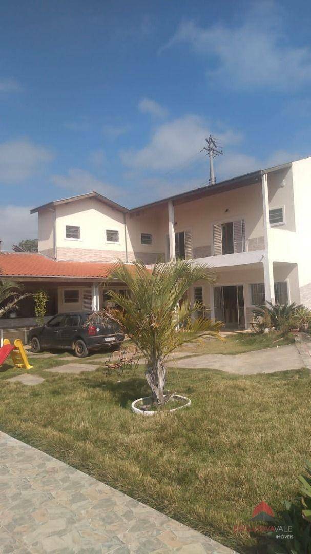 Chácara à venda com 3 quartos, 200m² - Foto 11