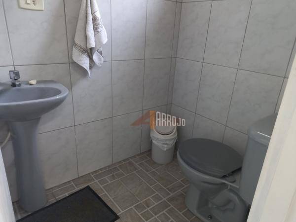 Casa à venda com 3 quartos, 200m² - Foto 27