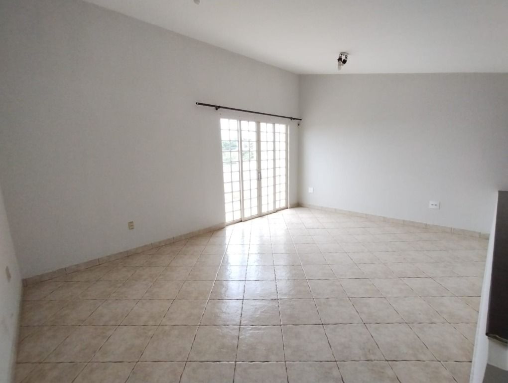 Casa à venda com 3 quartos, 250m² - Foto 30