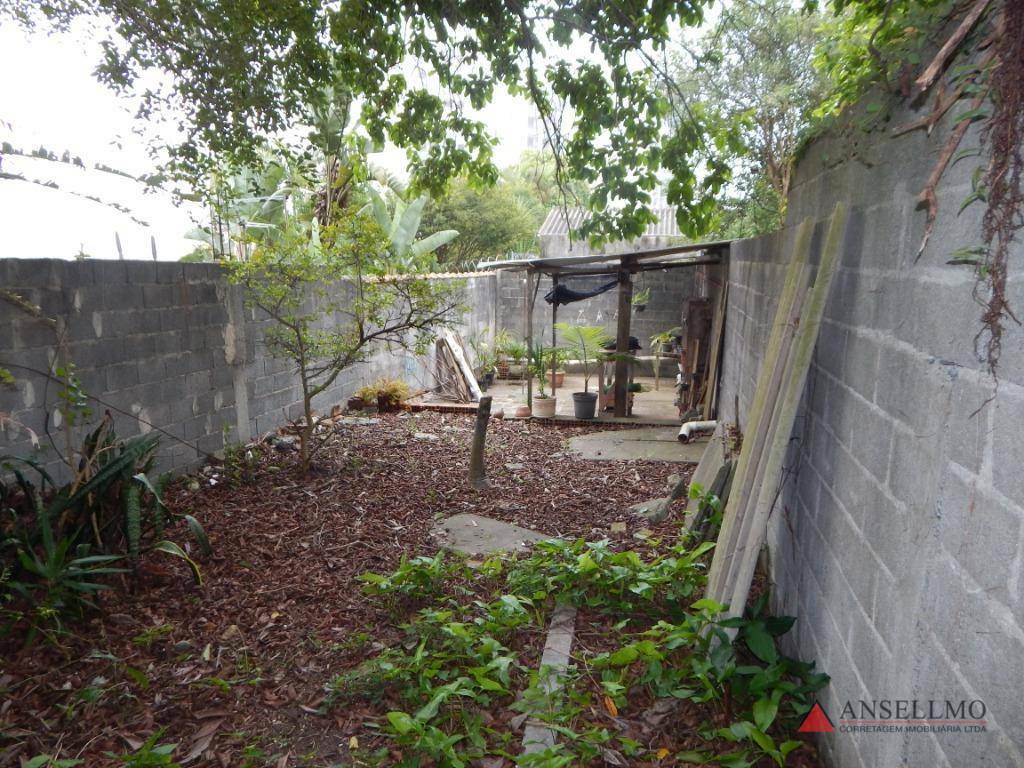 Casa à venda e aluguel com 2 quartos, 150m² - Foto 27