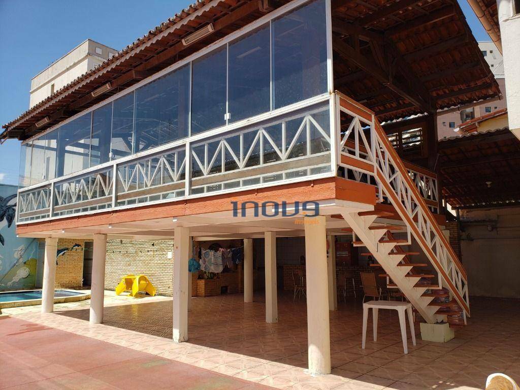 Casa à venda com 5 quartos, 360m² - Foto 5