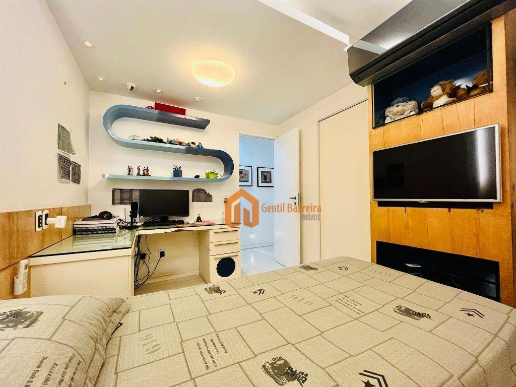 Apartamento à venda com 5 quartos, 230m² - Foto 36