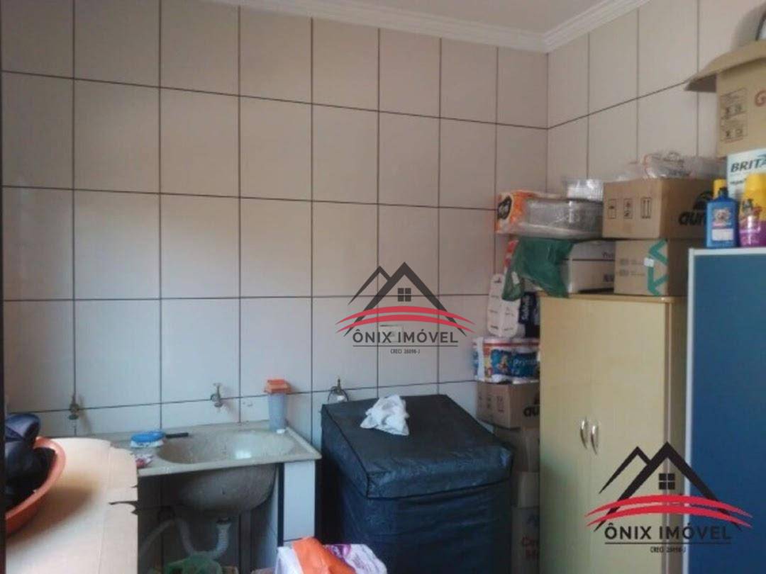 Casa à venda com 3 quartos, 160m² - Foto 7