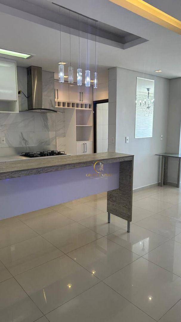 Apartamento à venda com 2 quartos, 142m² - Foto 2