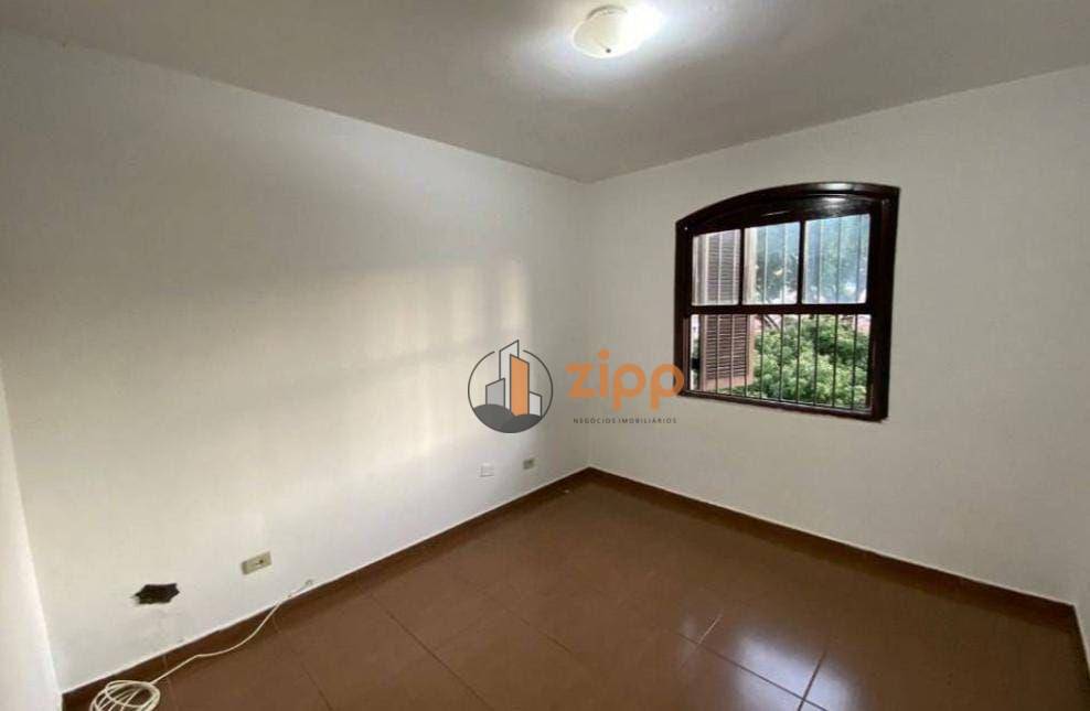 Sobrado à venda com 3 quartos, 250m² - Foto 2