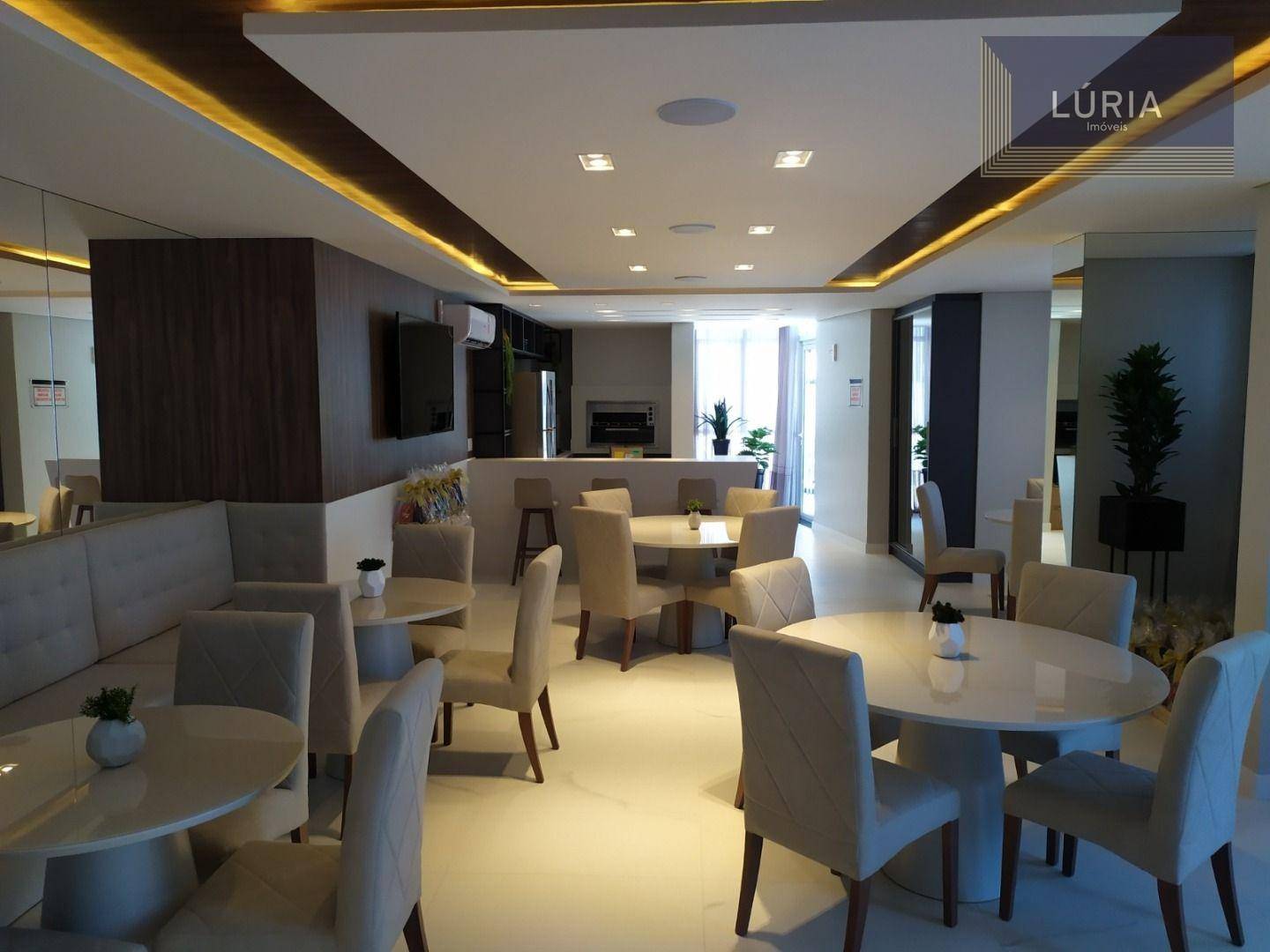 Apartamento à venda com 3 quartos, 149m² - Foto 33