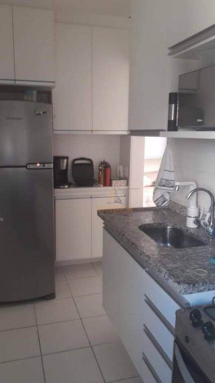 Apartamento à venda com 2 quartos, 48m² - Foto 7