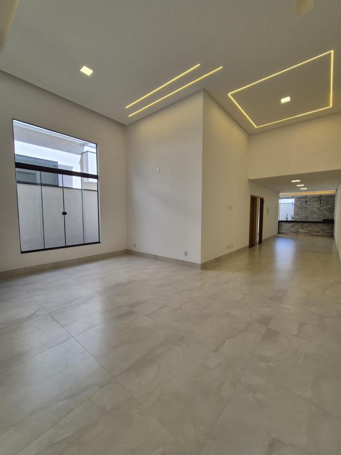 Casa à venda com 3 quartos, 225m² - Foto 18