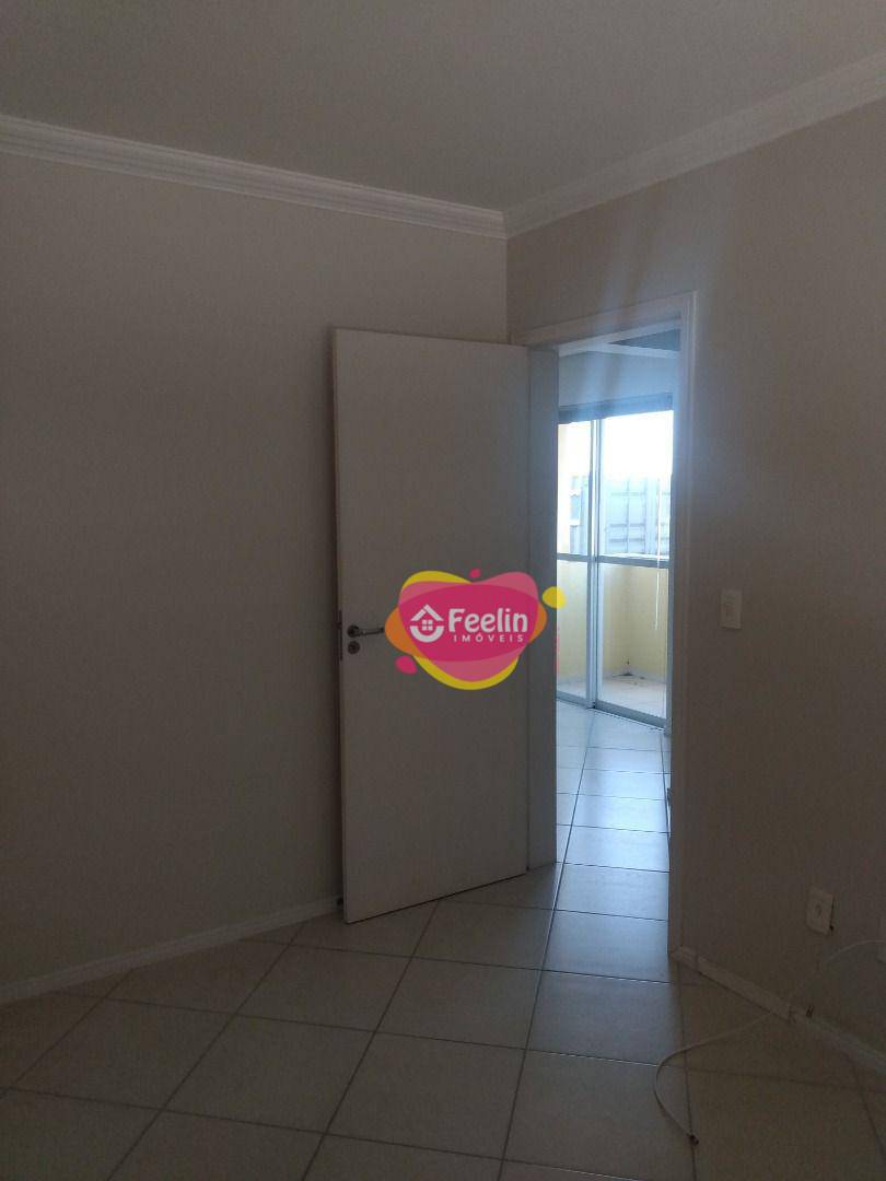 Apartamento para alugar com 2 quartos, 57m² - Foto 12